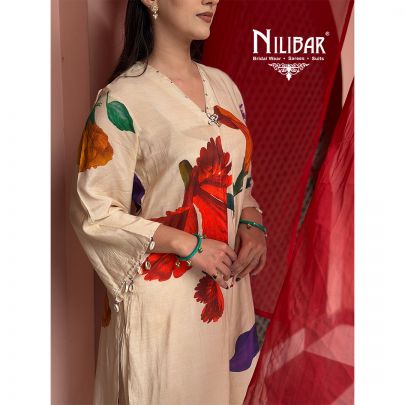 Ivory Modal Cotton Printed Top Paired With Loose Pants