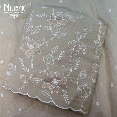 Ivory Mul Cotton Shirt Paired With Cotton Bottom & Dupatta