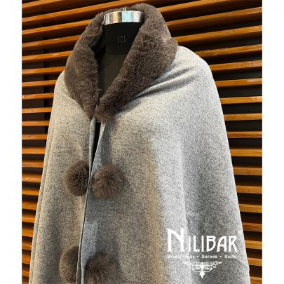 Fog Gray With Contrast Mouse Gray Woolen Cape