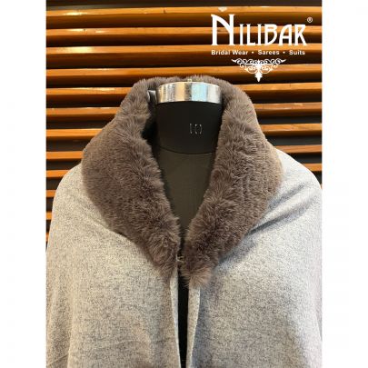 Fog Gray With Contrast Mouse Gray Woolen Cape