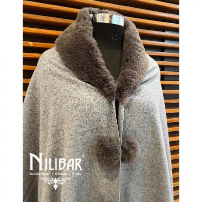 Fog Gray With Contrast Mouse Gray Woolen Cape