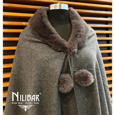 Charcoal Gray With Contrast Mouse Gray Woolen Cape