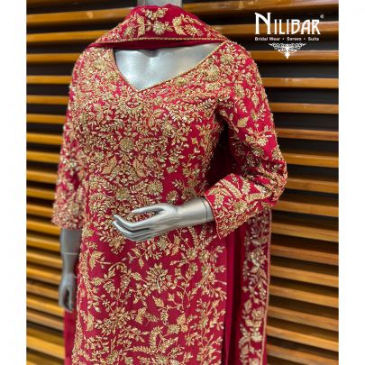 Mehroon Silk Embroidered Shirt & Loose Pants Paired With Organza Dupatta