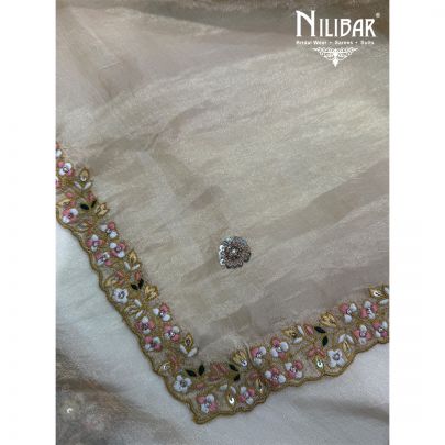 Mehroon & Gold Velvet Suit Paired With Organza Dupatta & Crepe Bottom