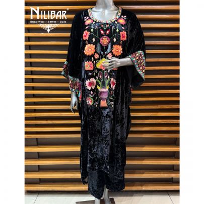 Black Velvet Long Loose Shirt Paired With Loose Pants