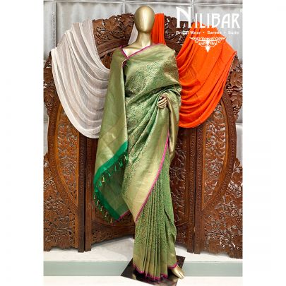 Shamrock green Silk Banarasi Saree