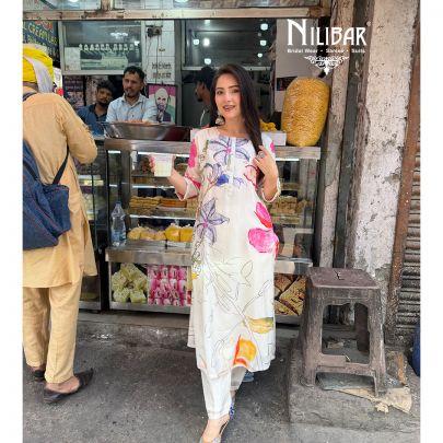 Ivory Rayon Cotton Printed Kurta Paired With Straight Palazzo