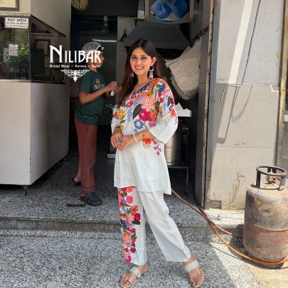 Grey Muslin Cotton Printed Short Kurta Paired With Pants